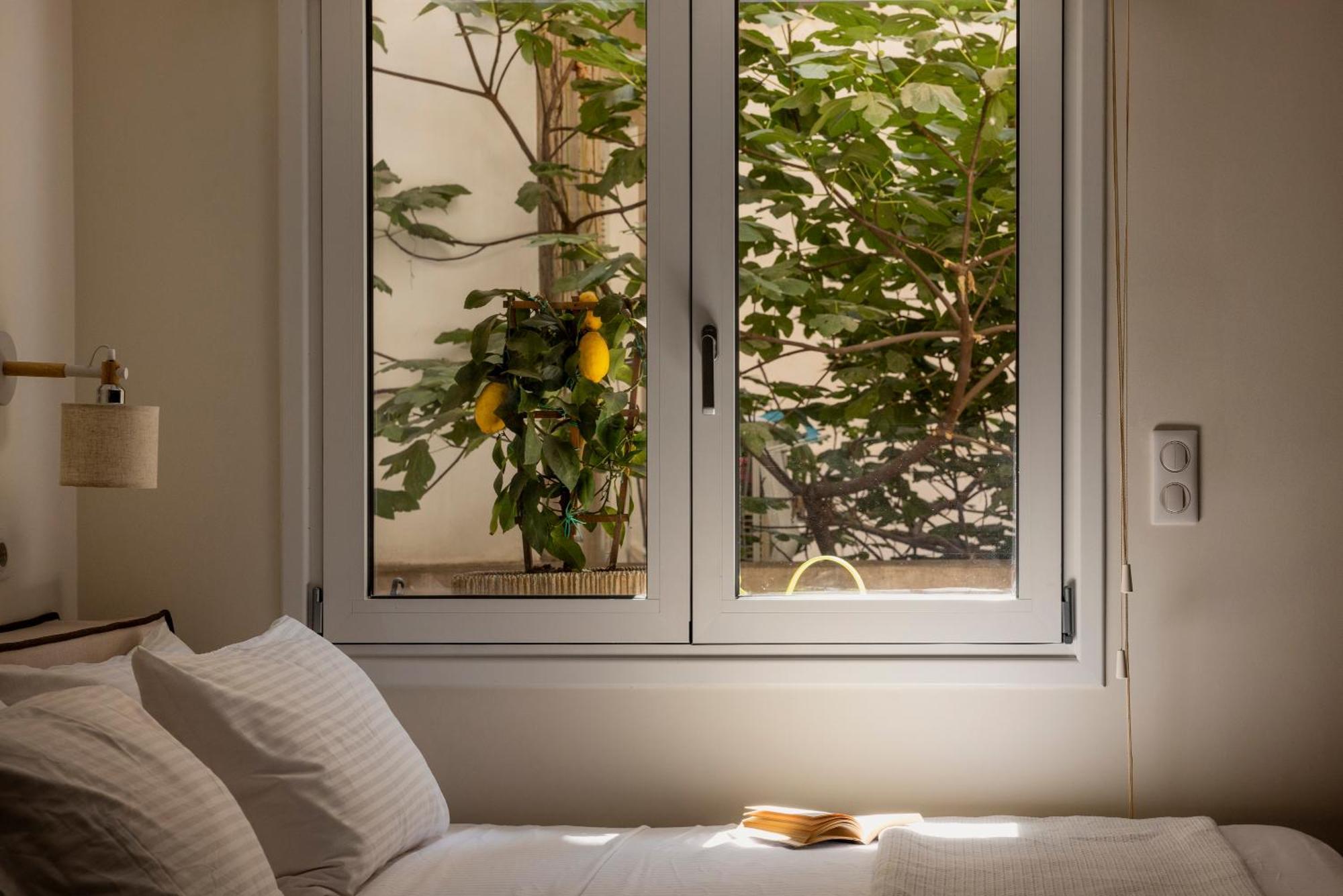 Studio Flat 21 At Evangelismos Metro Stn Athens Exterior photo